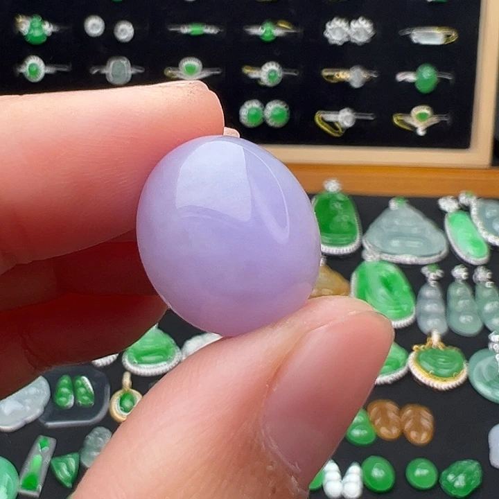 翡翠未镶嵌颈饰蛋16.8