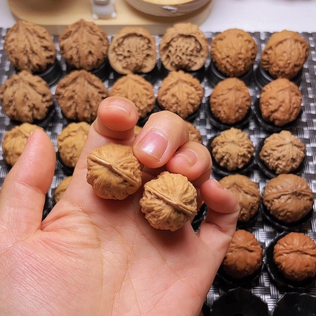 【闪购商品】文玩核桃吊坠北*洋小金豆