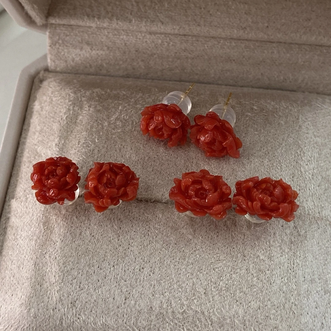天然红珊瑚小花耳钉牡丹花耳钉轻奢简约风精致耳饰礼物多样性发一