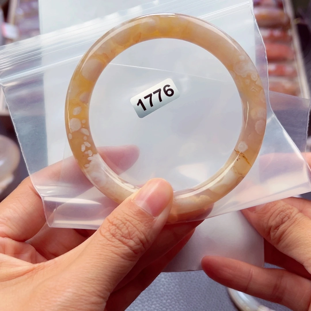 手镯玛瑙/玉髓未镶嵌流**球