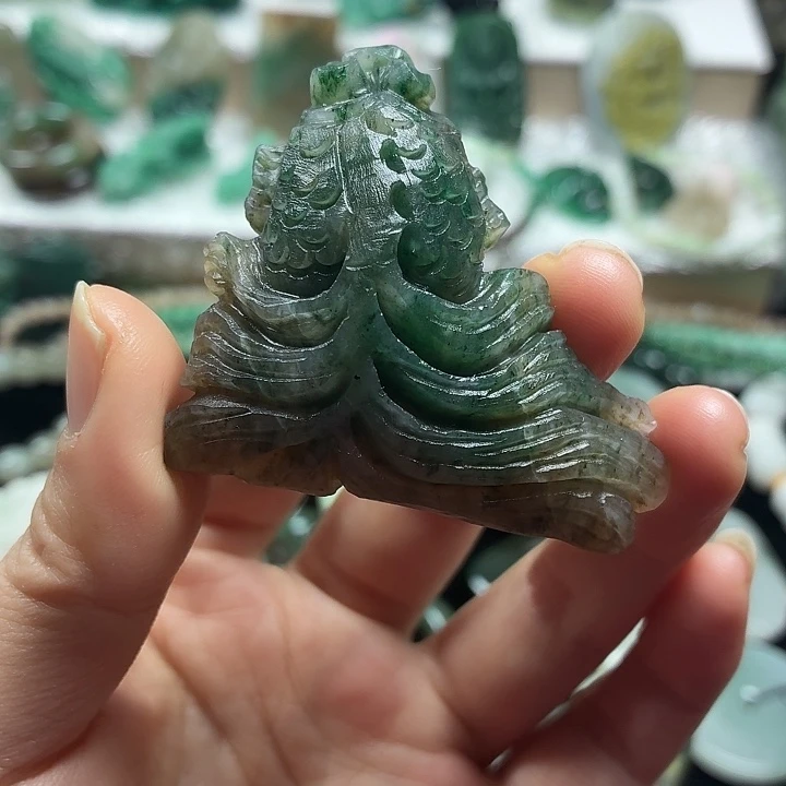 独山玉未镶嵌吊坠
