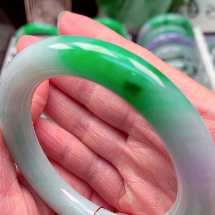 翡翠未镶嵌手镯天然翡翠手镯