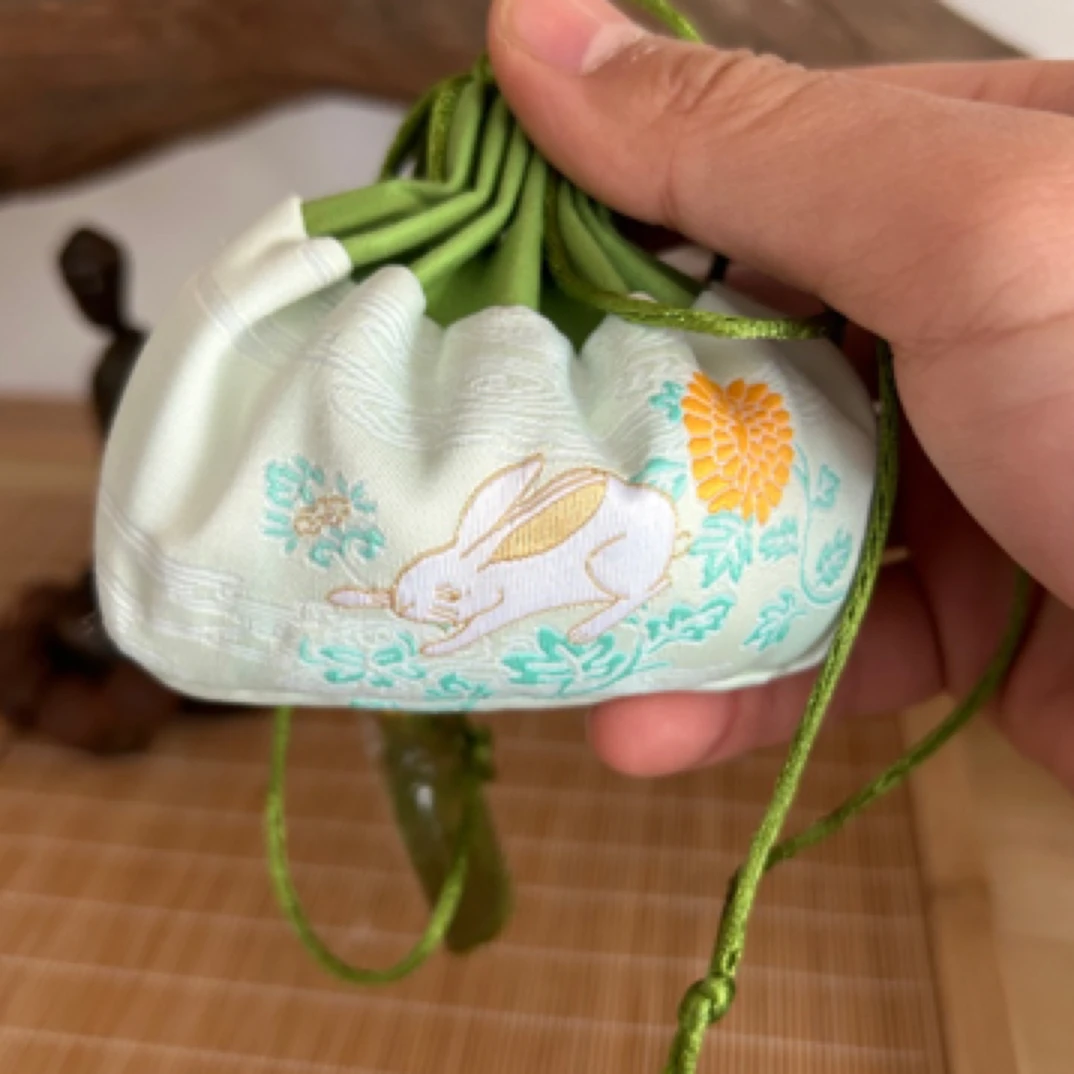 斋香缘古方驱虫醒神香囊