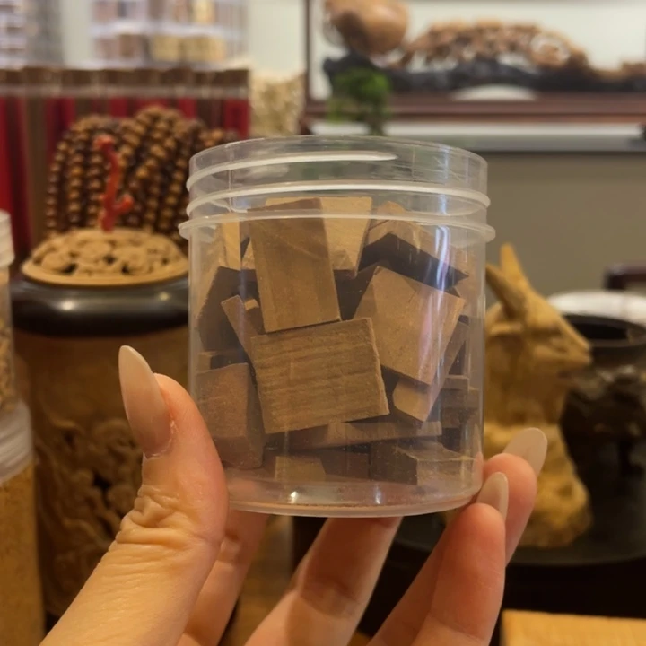 檀香木冉*坝老山檀香原料50克