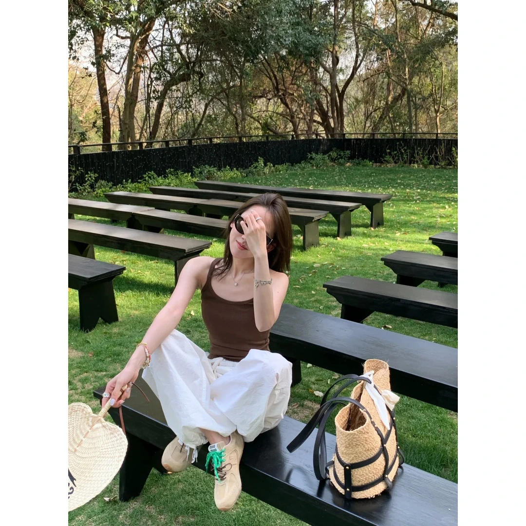 夏季外穿辣妹显瘦无袖吊带背心洋气衣服女高腰百搭休闲裤工装裤