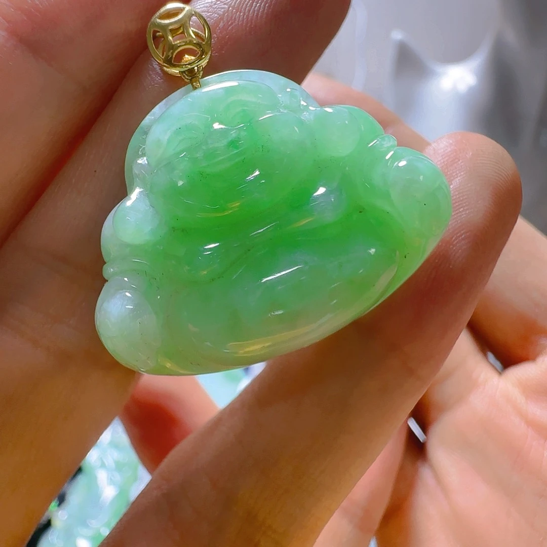 翡翠18K金镶嵌颈饰翡翠880