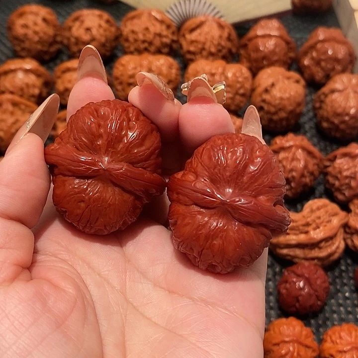 达***！文玩核桃吊坠平谷元宝0479