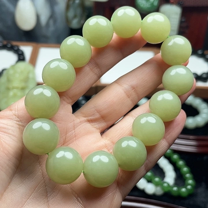 老***k和田玉未镶嵌手串