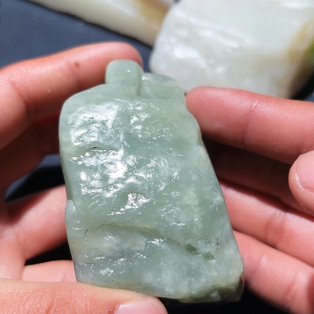 和田玉未镶嵌珠宝奇石