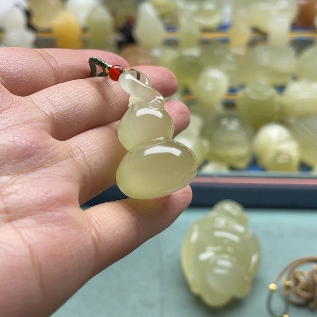 天然雕刻桌面小摆件