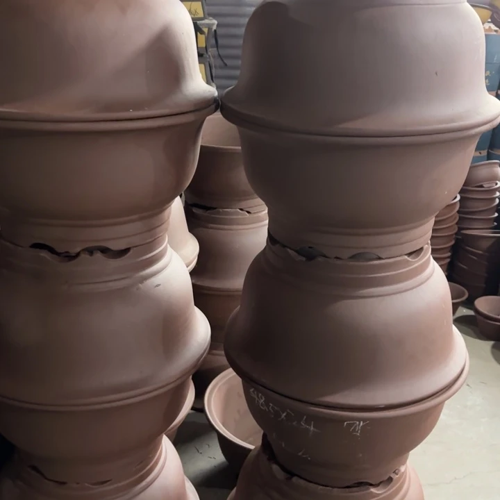 花盆紫砂300-4。   49