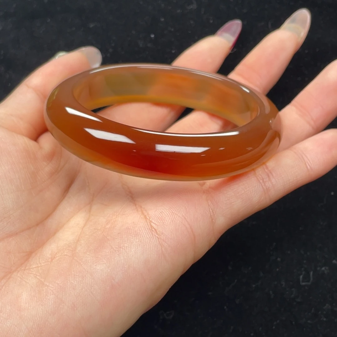 玛瑙/玉髓手镯未镶嵌琪*?