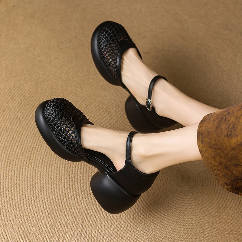 牛皮/6.5cm真皮编织镂空包头凉鞋银色粗跟2025夏季新款圆头洞洞鞋