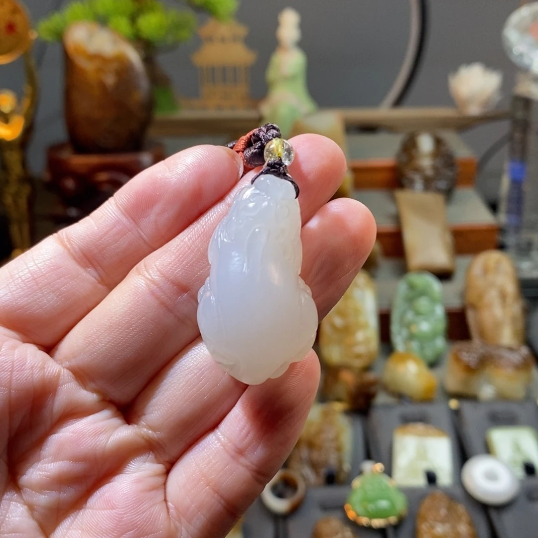 和田玉颈饰未镶嵌