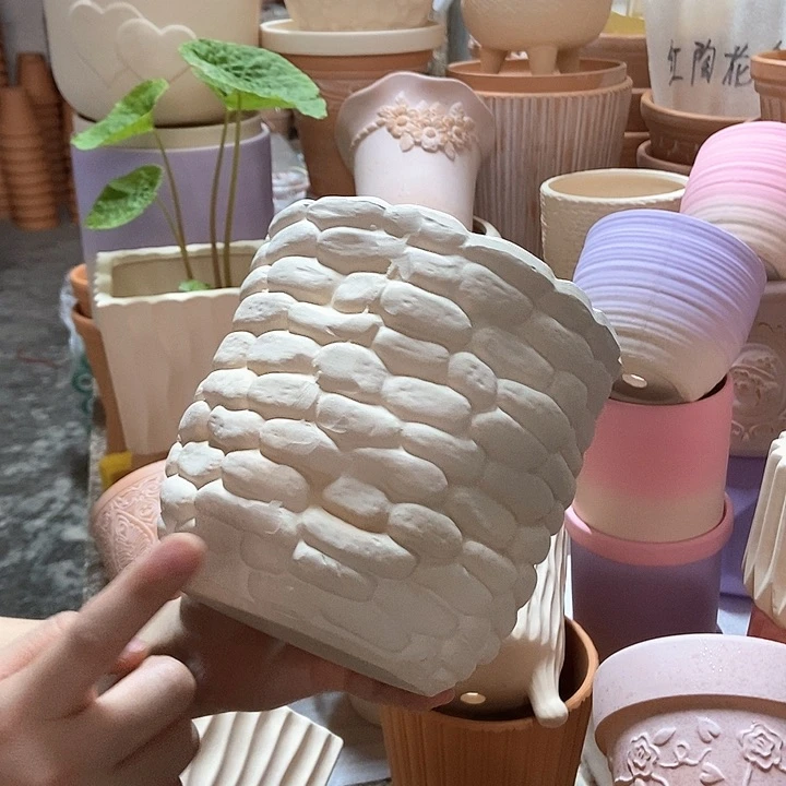 15×15白陶石头盆1个