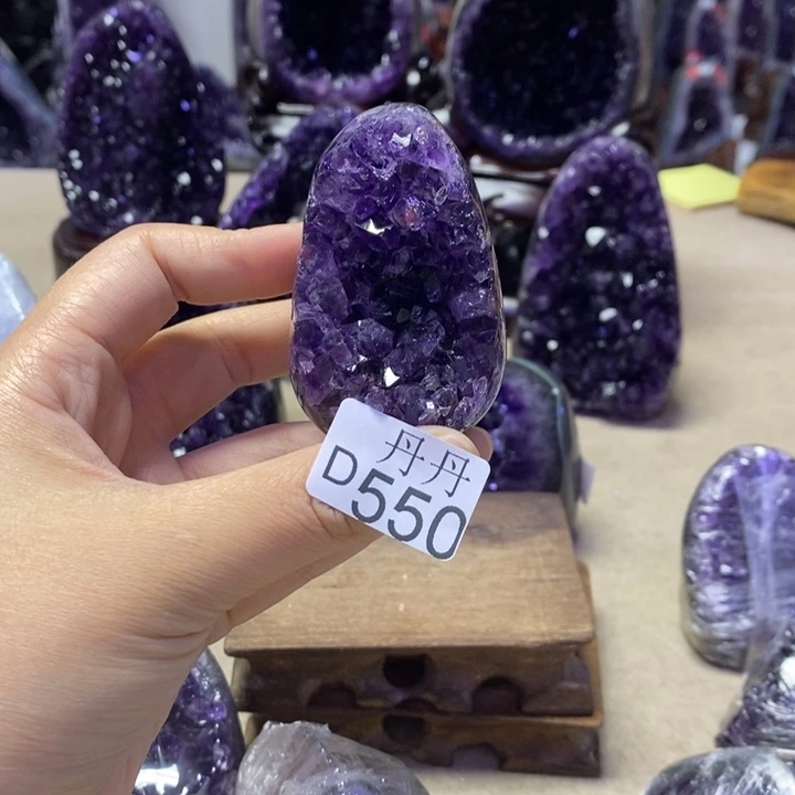 未镶嵌水晶大型摆件（非配饰）