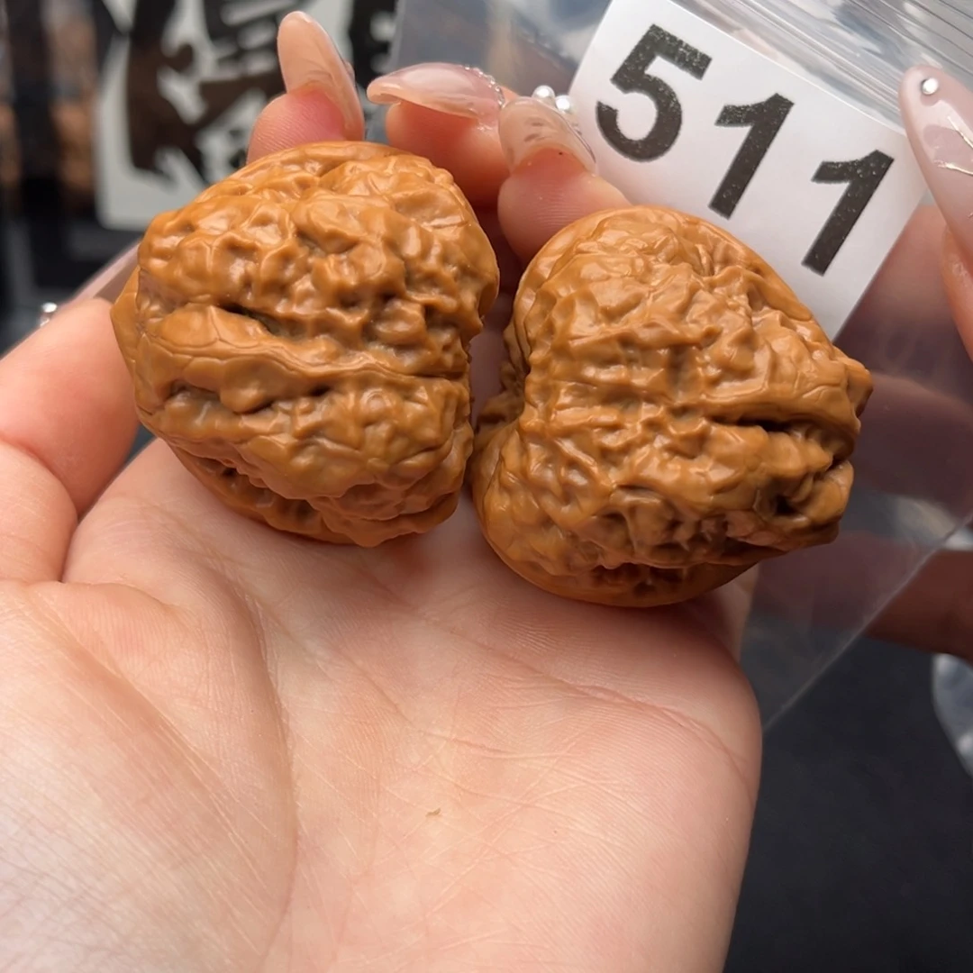 吊坠文玩核桃三角41.8/44 克重49