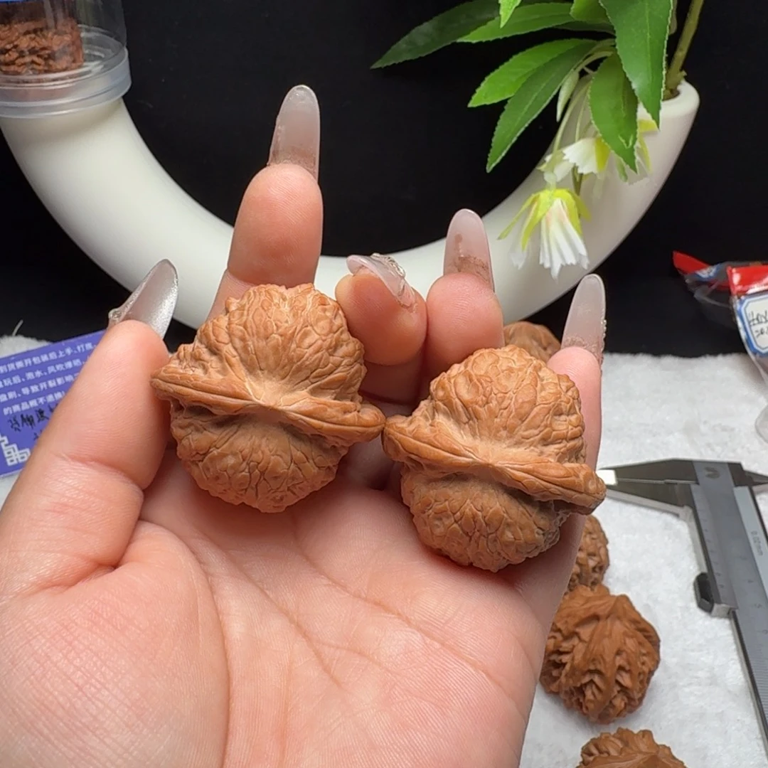 1***1把件文玩核桃40血麒麟