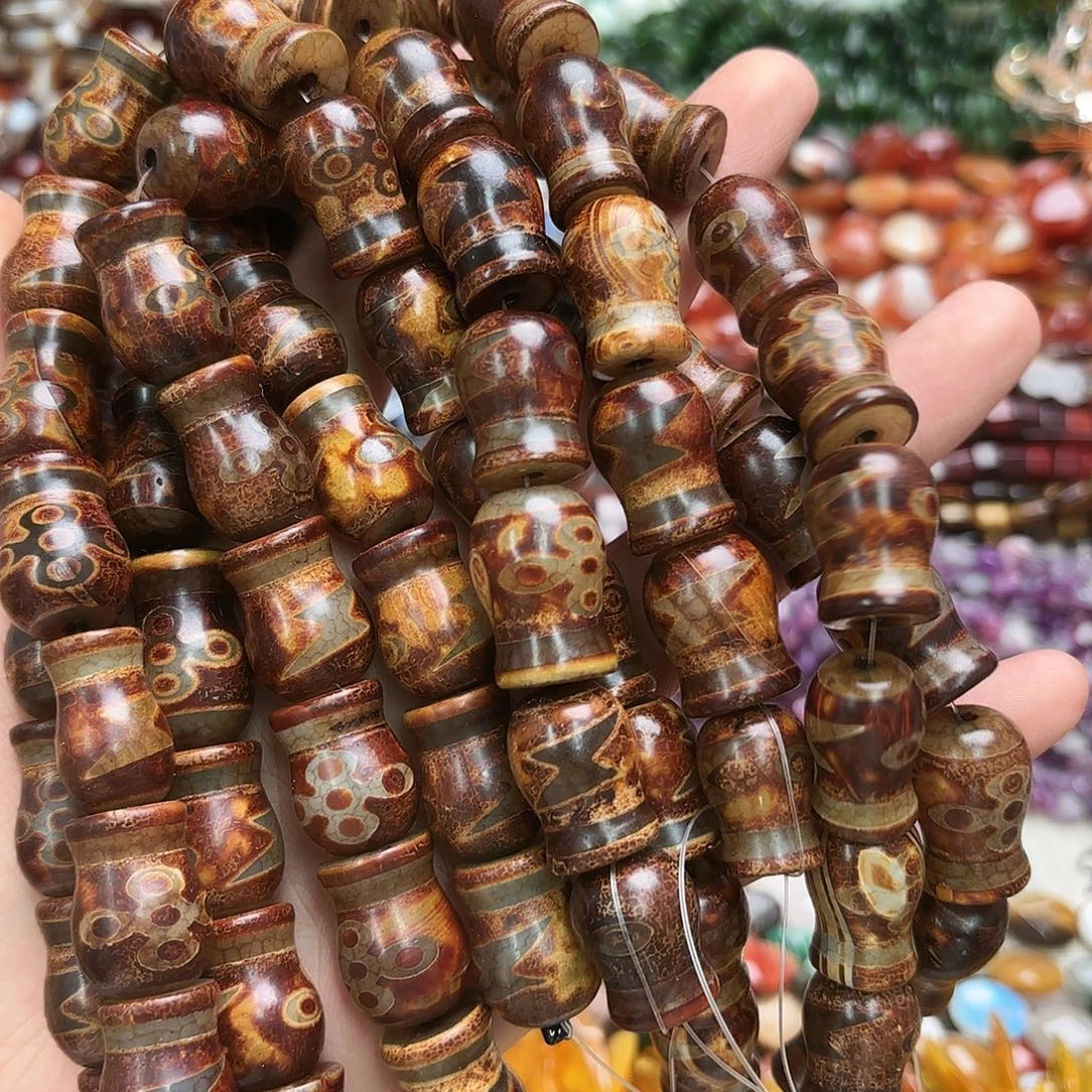 玛瑙/玉髓未镶嵌珠宝半成品15×20玛瑙花饼一条