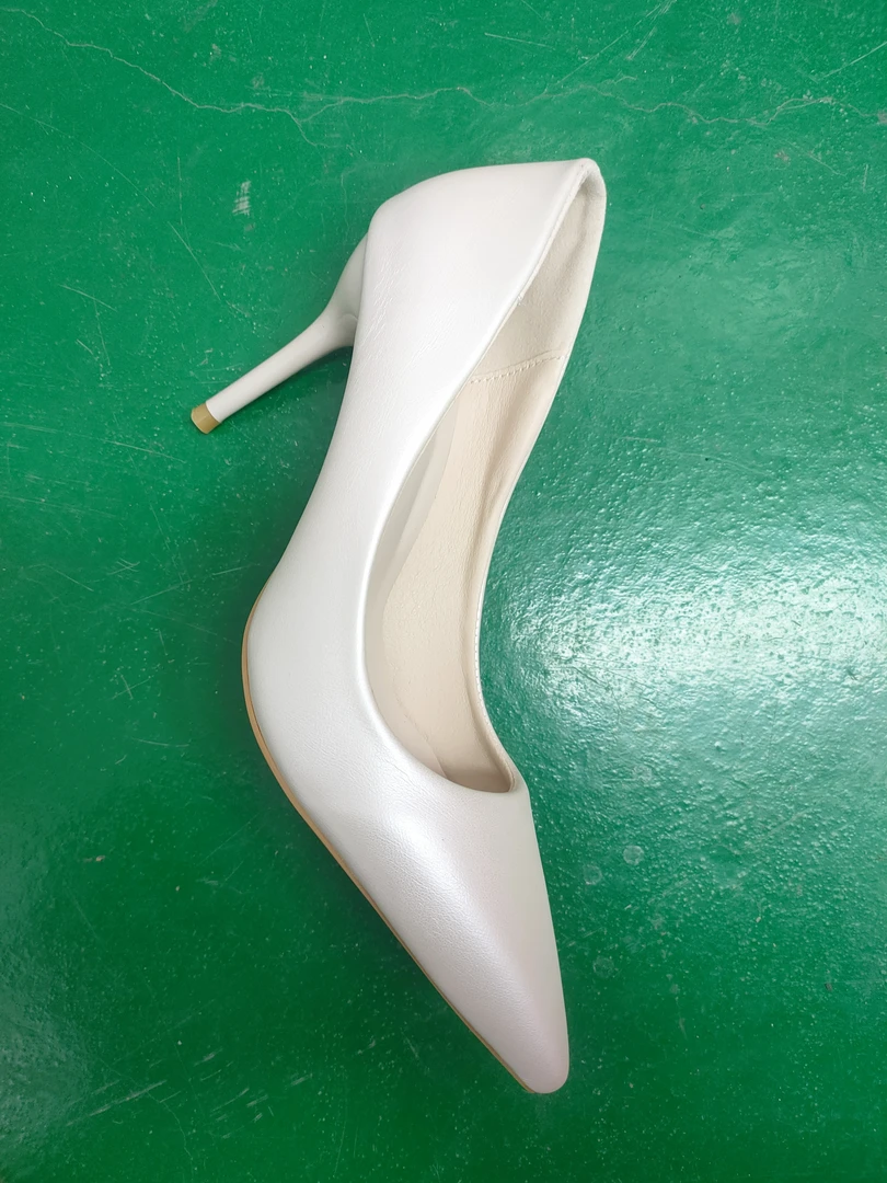 3431时尚断码百搭高跟女单鞋