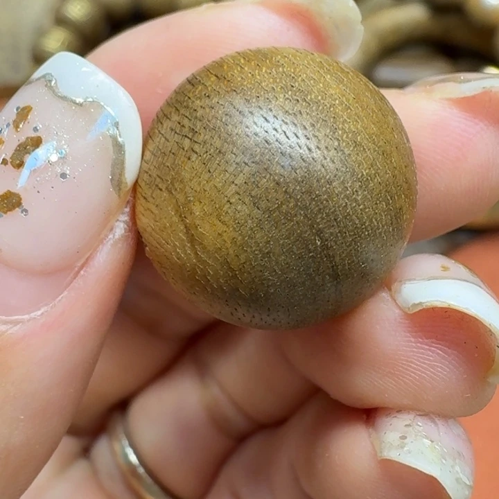 大叶紫檀（黑酸枝木类）