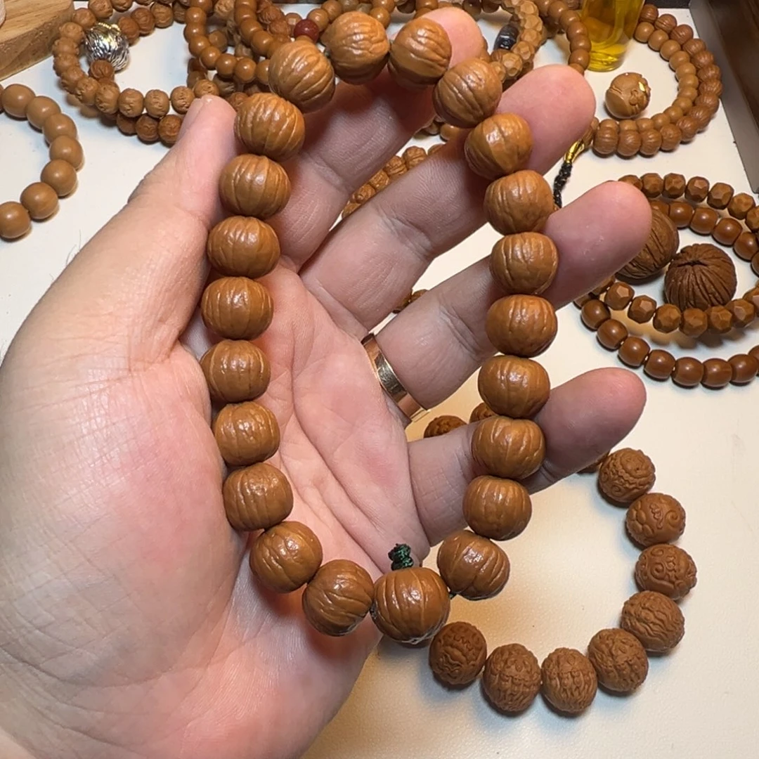 猴头核桃吊坠13+南瓜。误差0.2