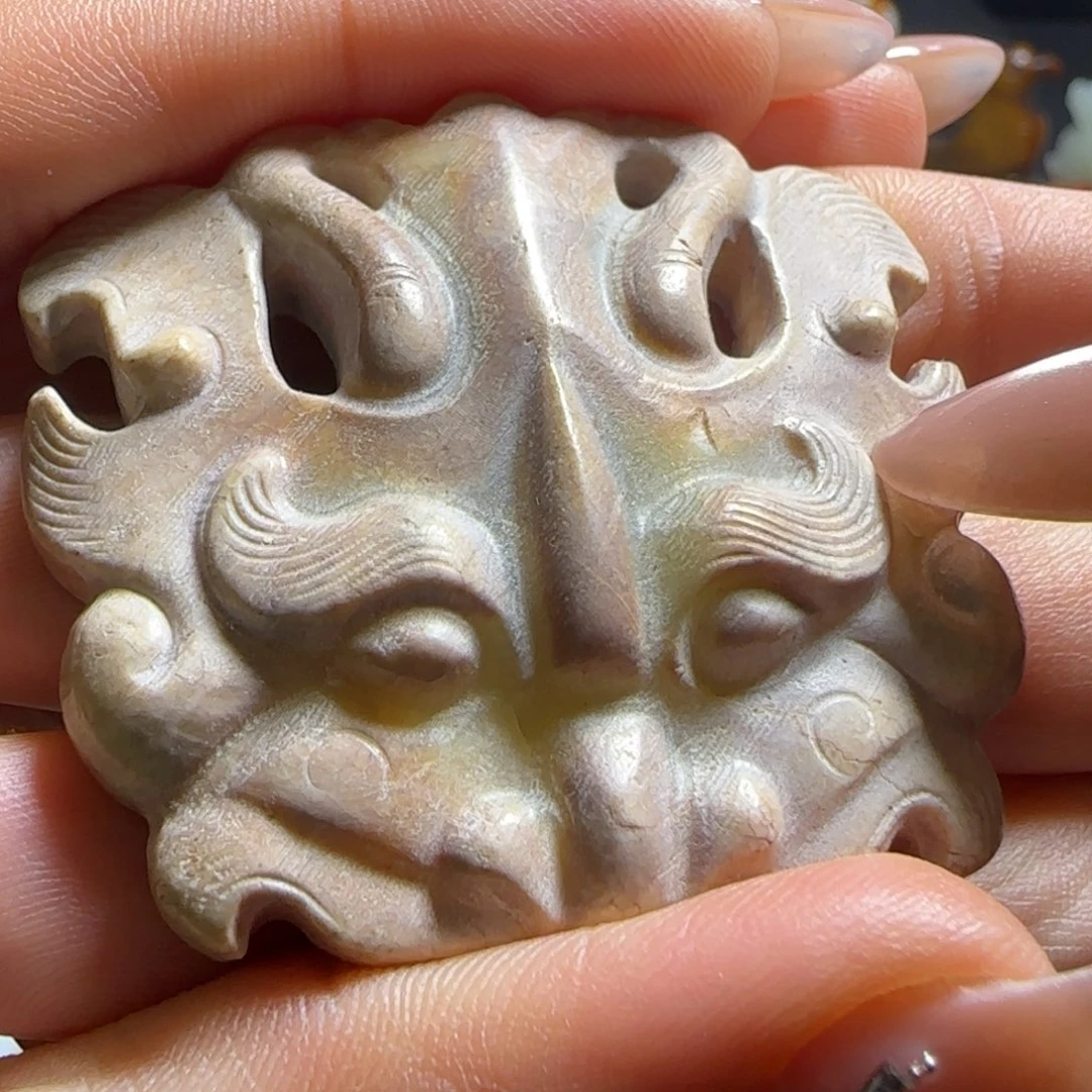 和田玉未镶嵌挂件