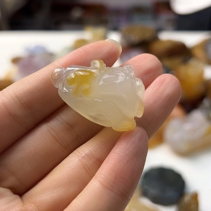 未镶嵌颈饰玛瑙/玉髓