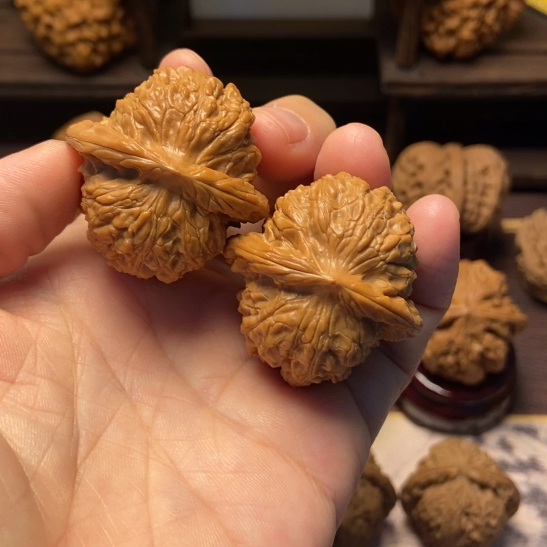 把件文玩核桃全品血麒麟尺寸38