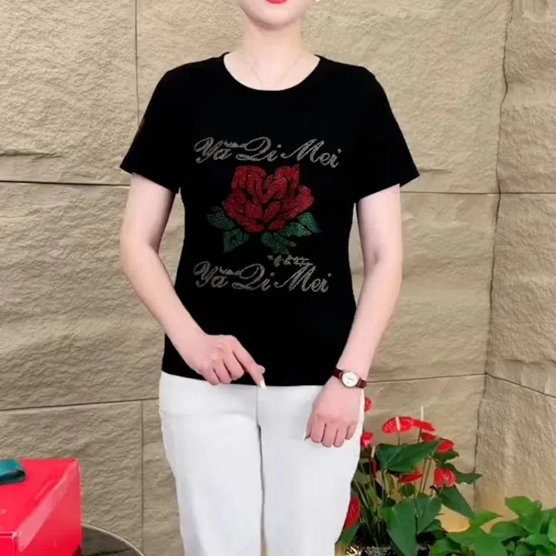 夏季新款时尚减龄百搭短袖t恤女显瘦休闲圆领洋气宽松烫钻妈妈装