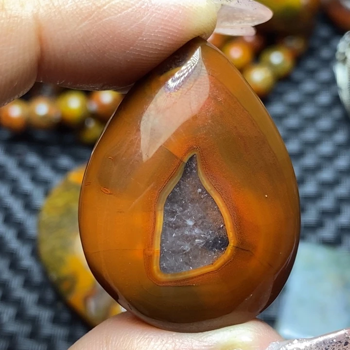 玛瑙/玉髓颈饰未镶嵌阿*