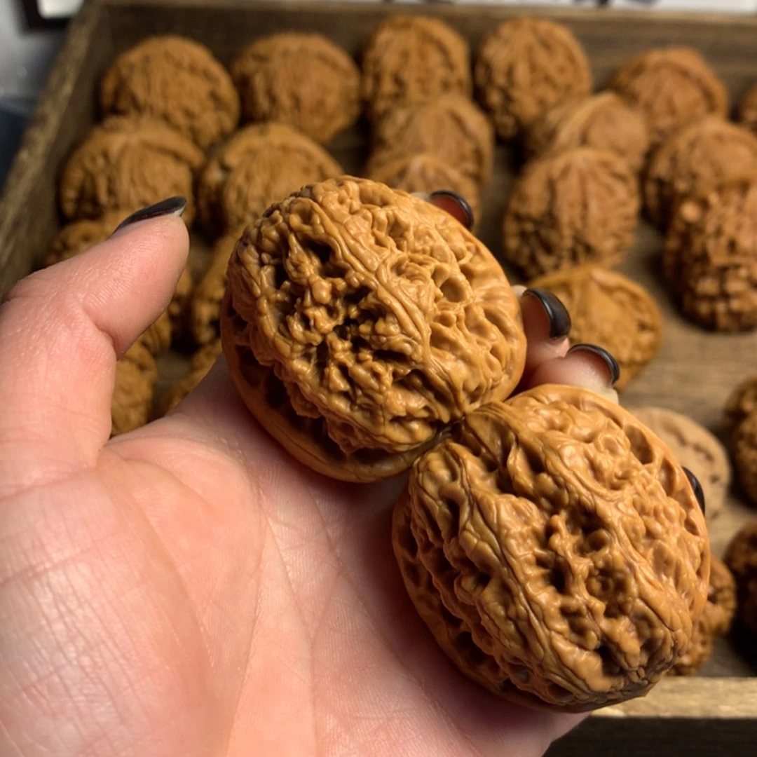 【闪购商品】文玩核桃吊坠宋****厅瑕疵将军