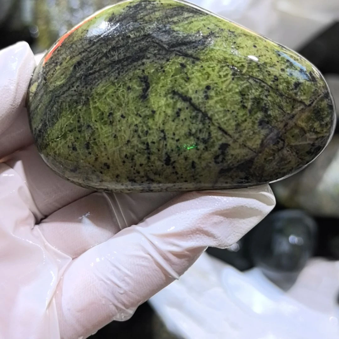 风***淼木藏玉药王石原石一个