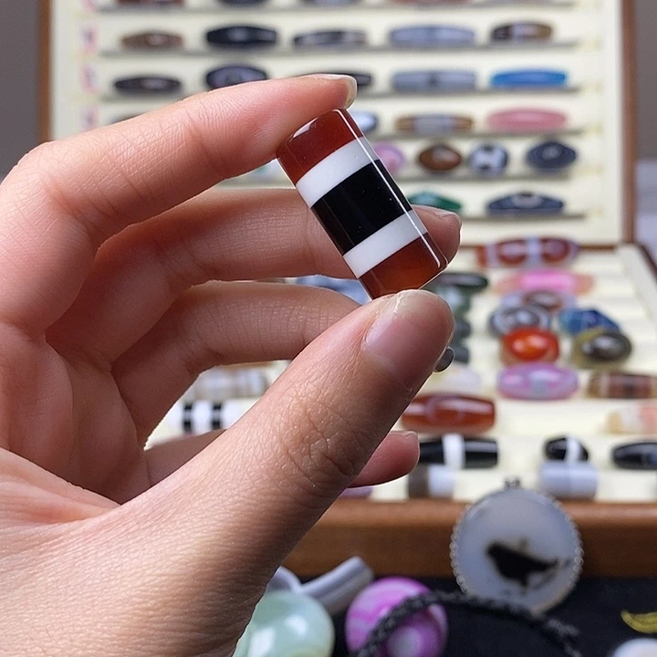 *****玛瑙/玉髓未镶嵌颈饰