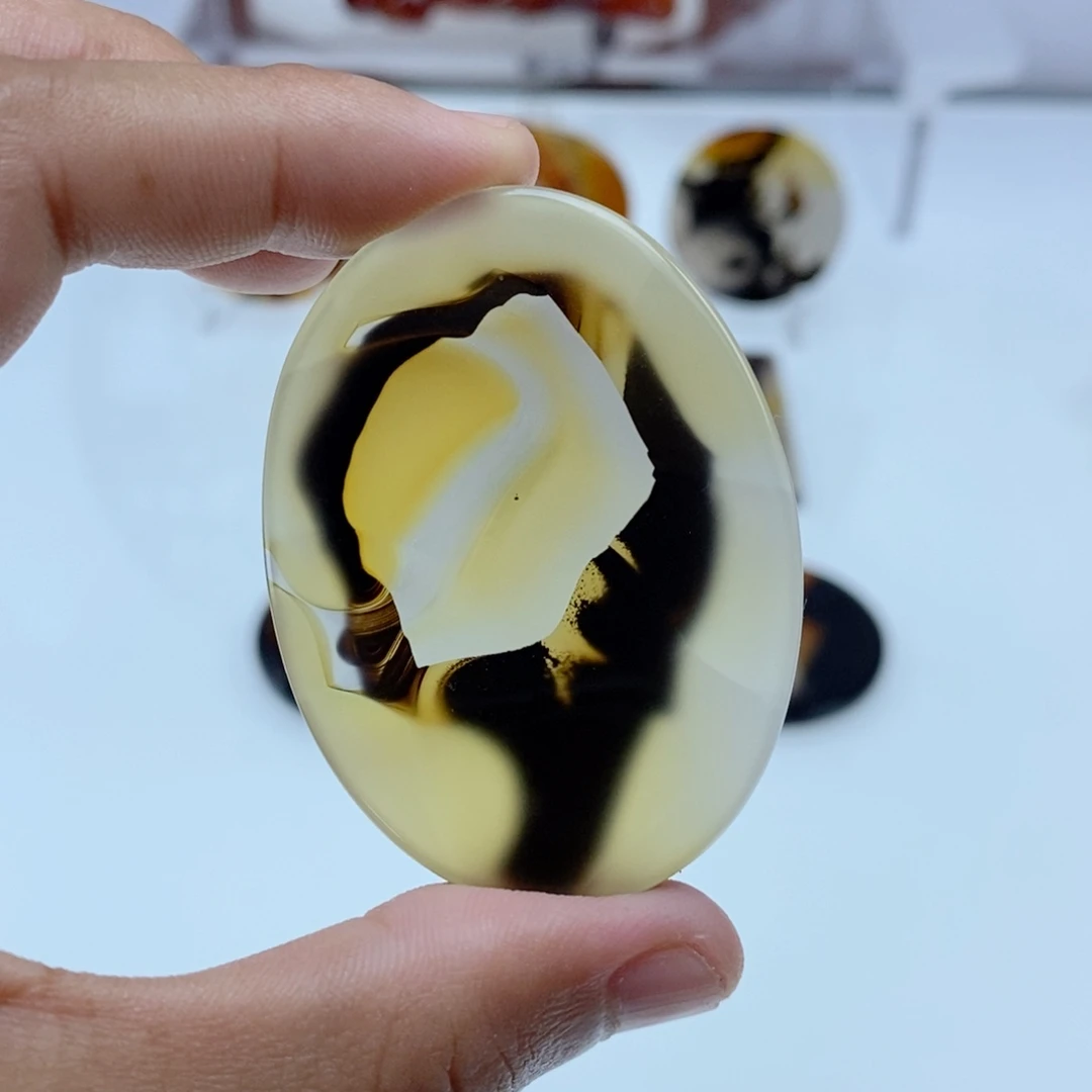 玛瑙/玉髓未镶嵌珠宝半成品