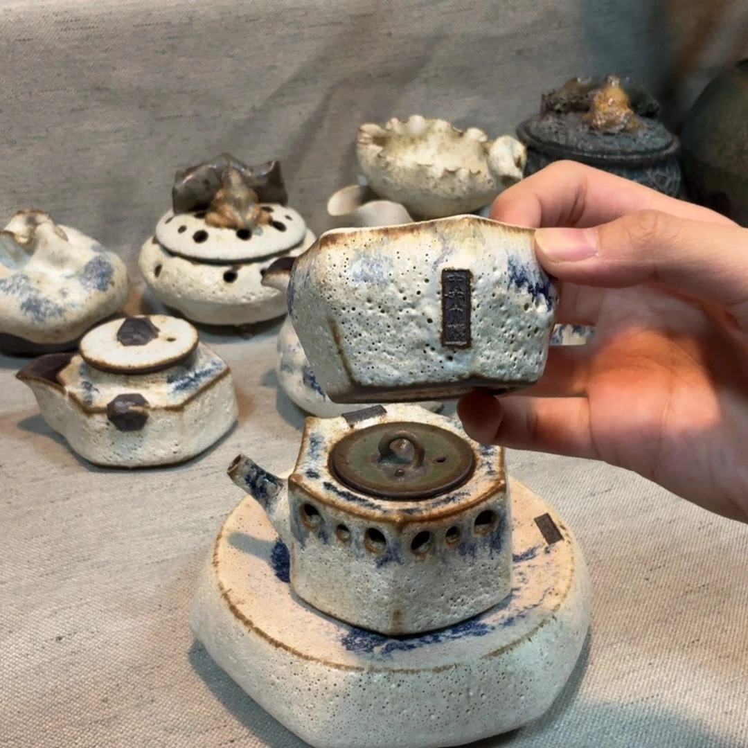 粉引手作一个六方杯子