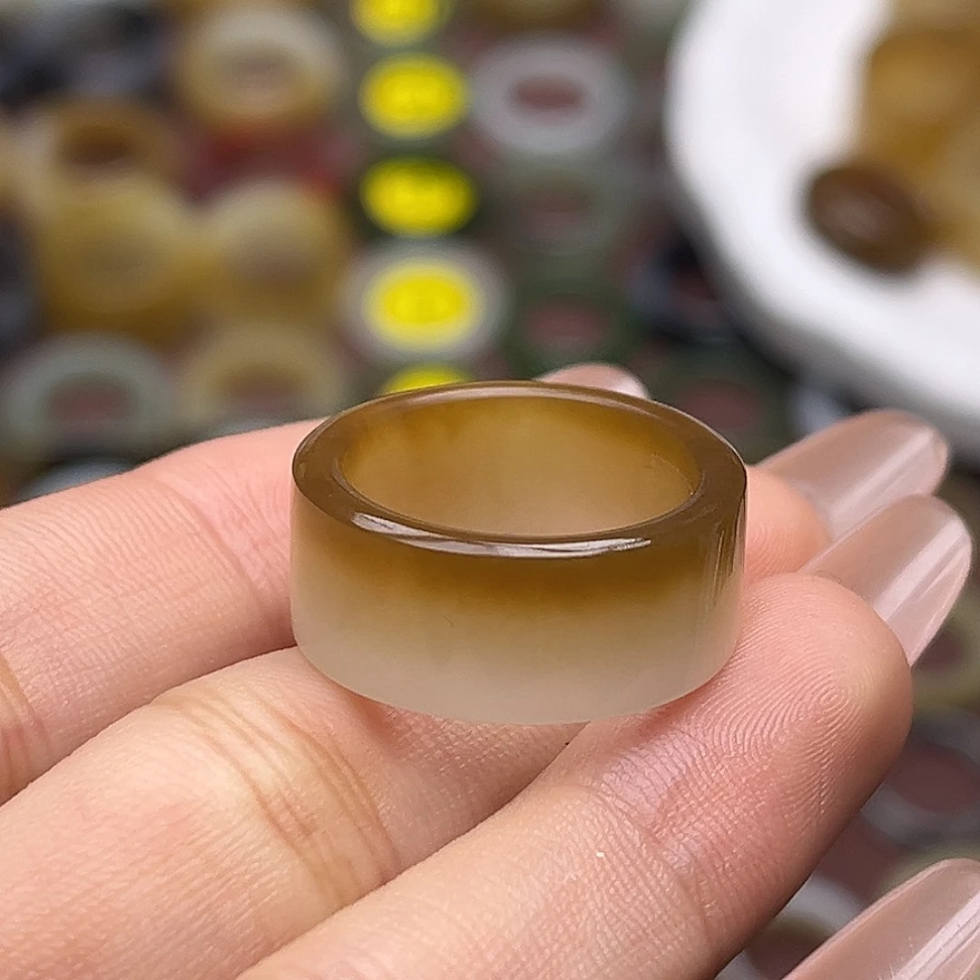 和田玉未镶嵌戒指17.4雪顶咖啡