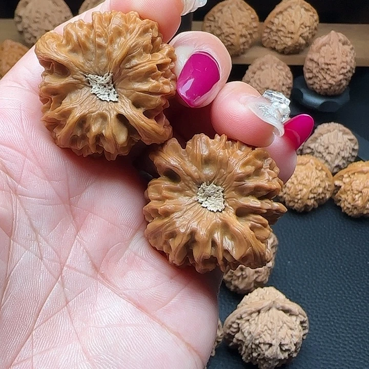 把件文玩核桃凹底龙门