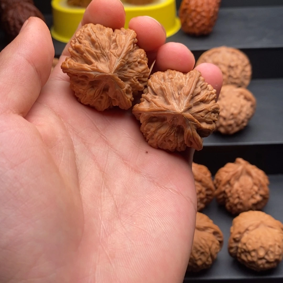 把件文玩核桃御龙球奔36