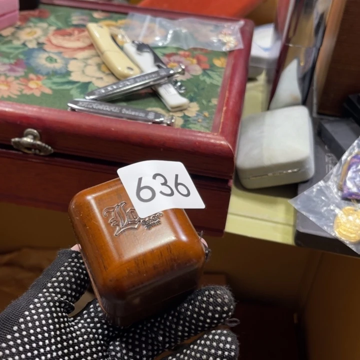 R***o中古物品默认微瑕不退不换