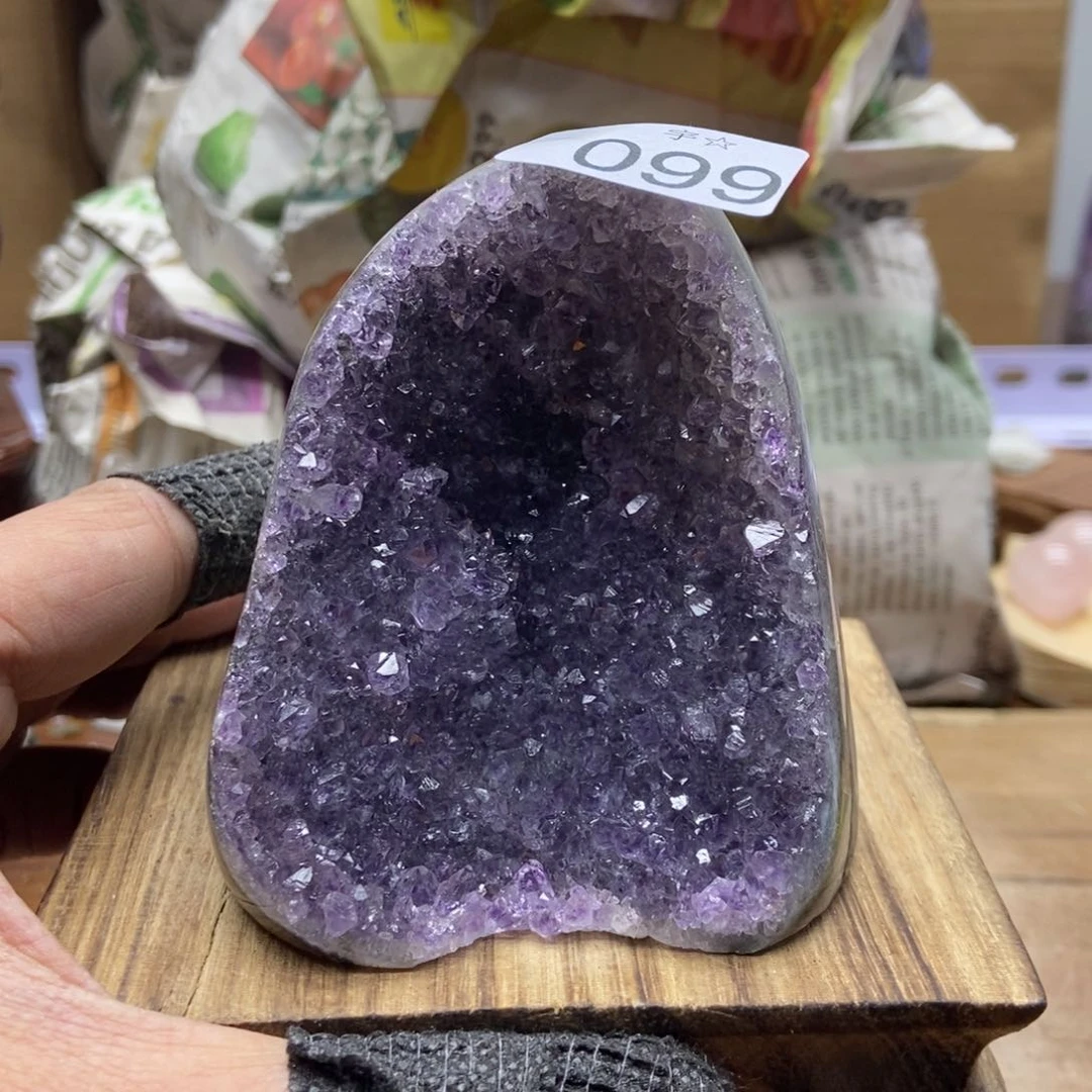 紫晶天然水晶摆件未镶嵌