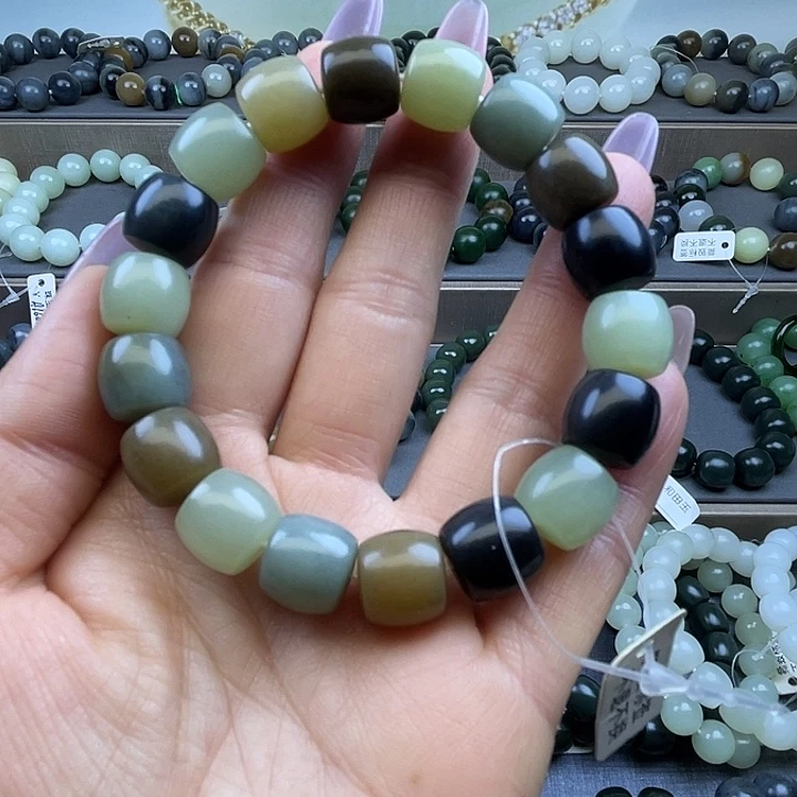 和田玉未镶嵌手链