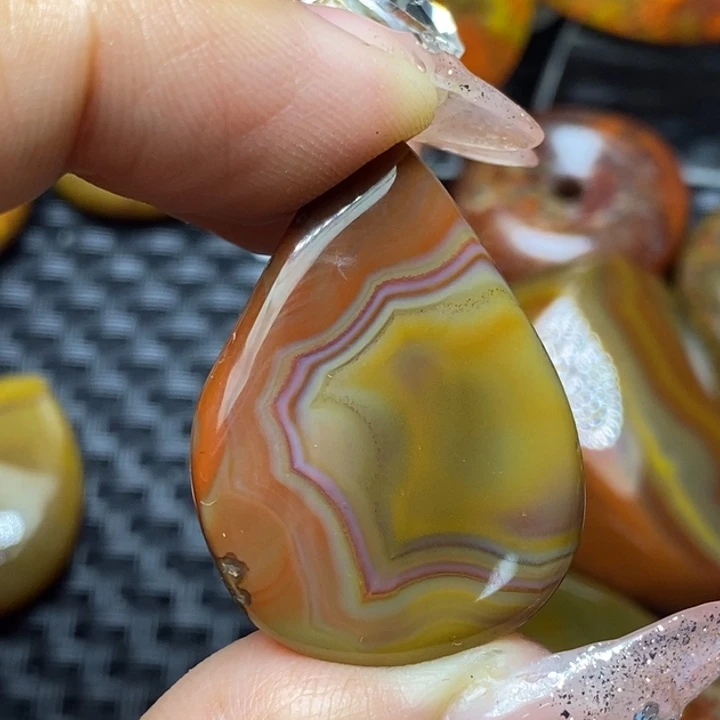 玛瑙/玉髓颈饰未镶嵌