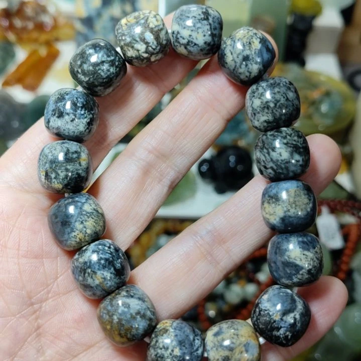 岫玉未镶嵌手串手串