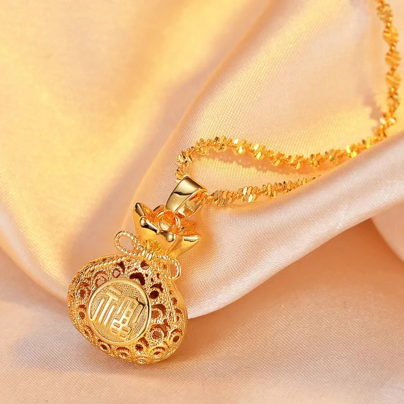 合金吊坠 丝镂空福袋吊坠项链黄铜镀金色复古钱袋项链配气质轻奢