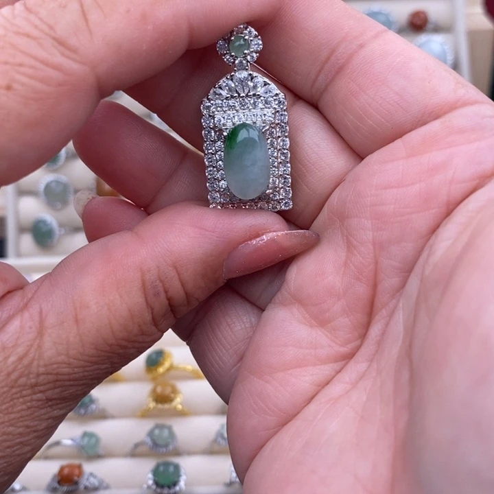 未镶嵌戒指翡翠糯*儿缅甸