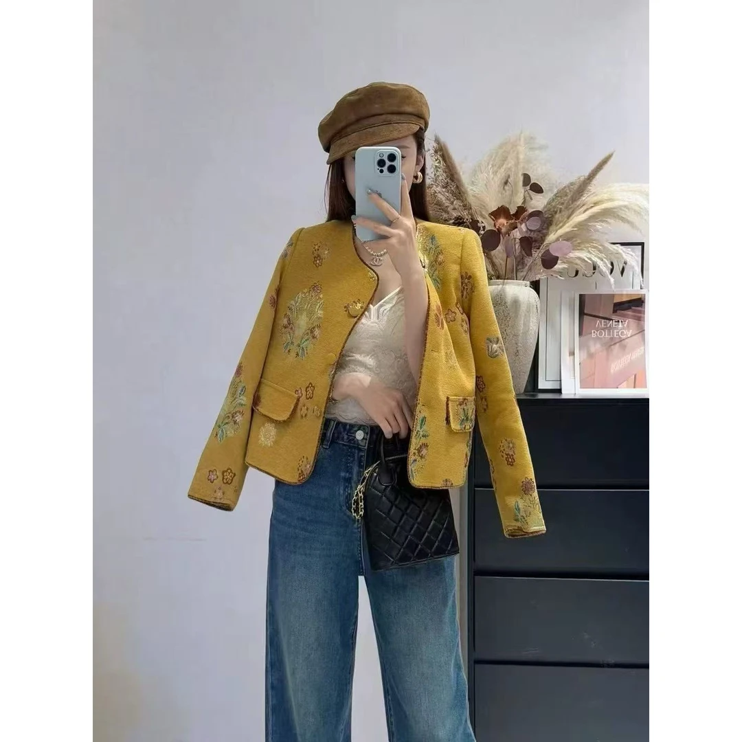 2025女新中式圆领复古提花短外套#2506