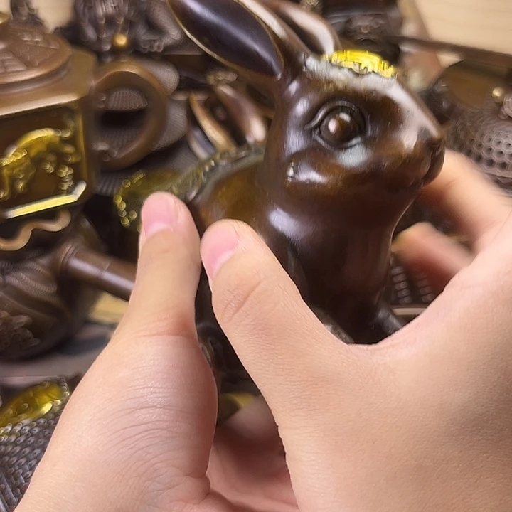 精美铜器，点击下单