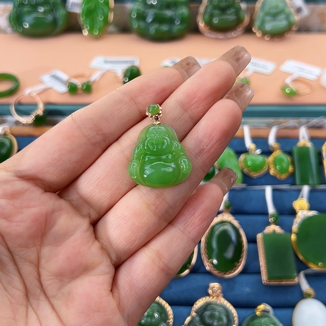 和田玉（碧玉）18K金镶嵌颈饰