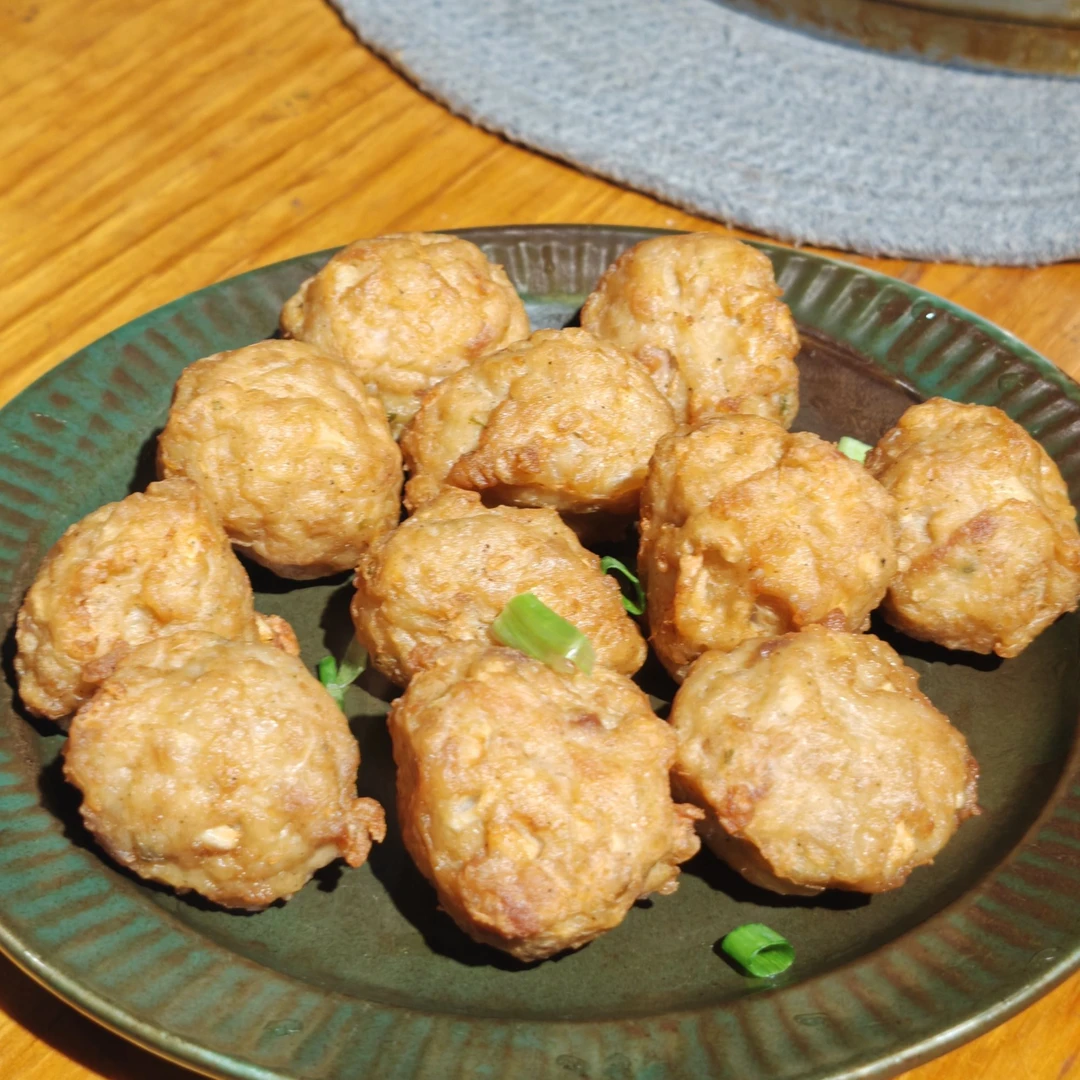 湖北黄陂手作黑土猪肉油炸马蹄荸荠肉圆子家庭实惠装